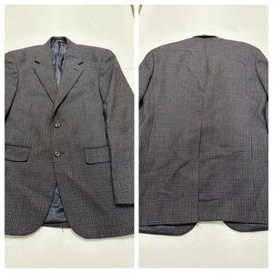 LAUREN Ralph Lauren suit blazer size 36R
100% Wool